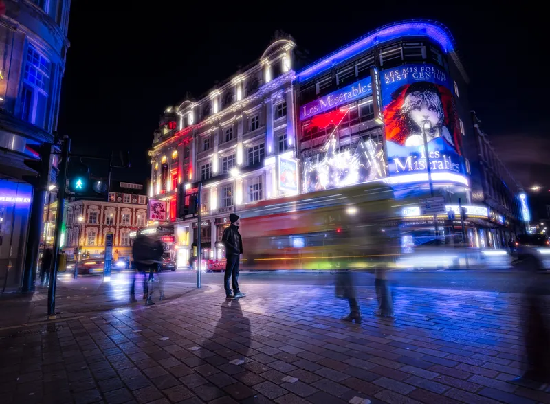Adding Blade Runner vibes to a London city photography session., photo 2