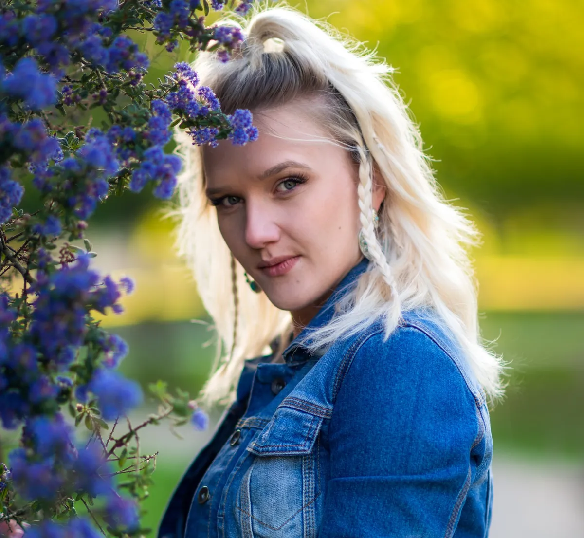 Spring Photoshoot with Bryony at Cobtree Manor Park, Maidstone.